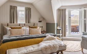 Pine Trees Hotel Pitlochry